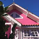 Chale Encantos Rosa House