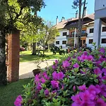Apartamento no Lago Negro