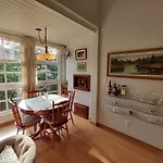 Agradável Apt 2Quartos para família próx ao Lago Negro - 4 min do centro- com churrasqueira