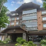 Rosa Edificio Villa Di Pietro