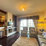 Apartamento No Centro De Gramado 200 Metros Da Rua Coberta