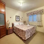 Apartamento No Centro De Gramado 200 Metros Da Rua Coberta