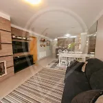 3 Suites E 3 Vagas No Coracao De Gramado