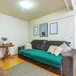 3 Quartos Completissimo Dentro Da Rua Coberta