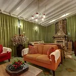 Hotel Via Serena