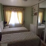 Apto 6 pessoas prox Rua Coberta