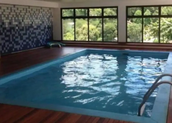 Apartamento charmoso com piscina