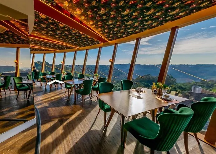 Hotel E Restaurante Giratorio Rf Vision - A Melhor Vista 360 De Gramado