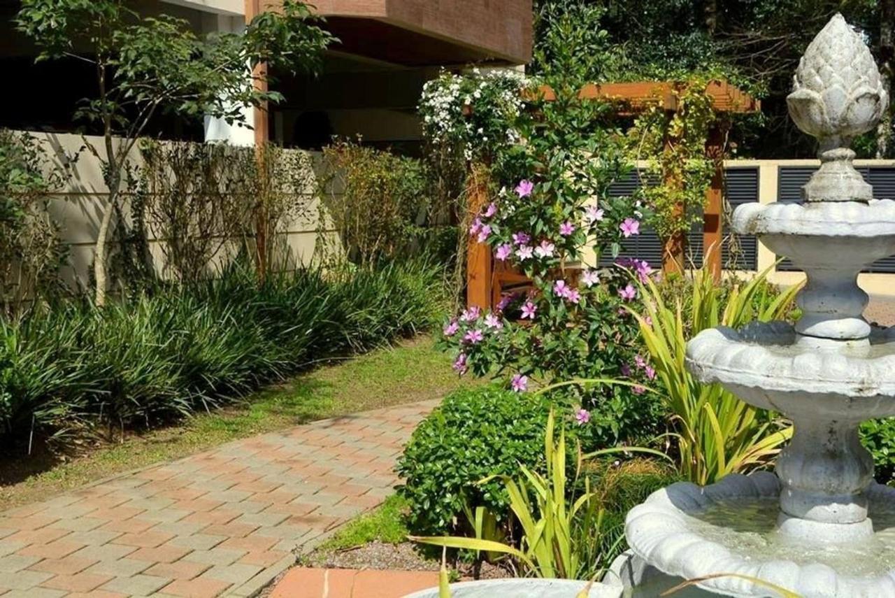 Locar-in Flores Da Montanha Centro Apartamento *