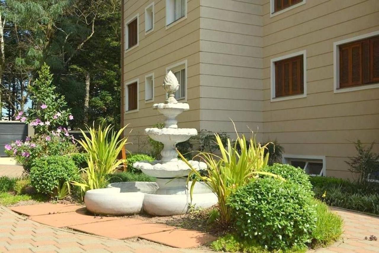 Locar-in Flores Da Montanha Centro Apartamento Gramado