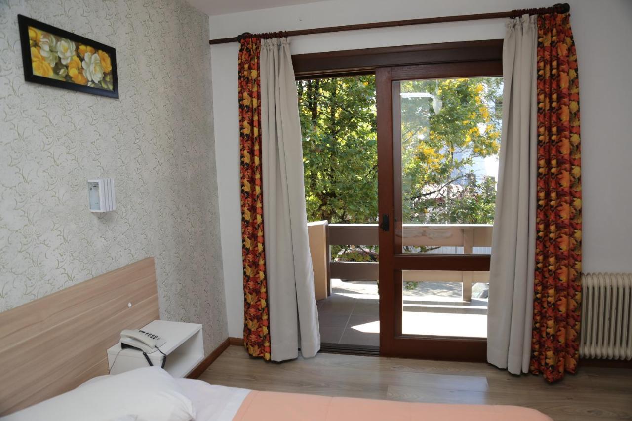 Hotel Alpen Hof 2*