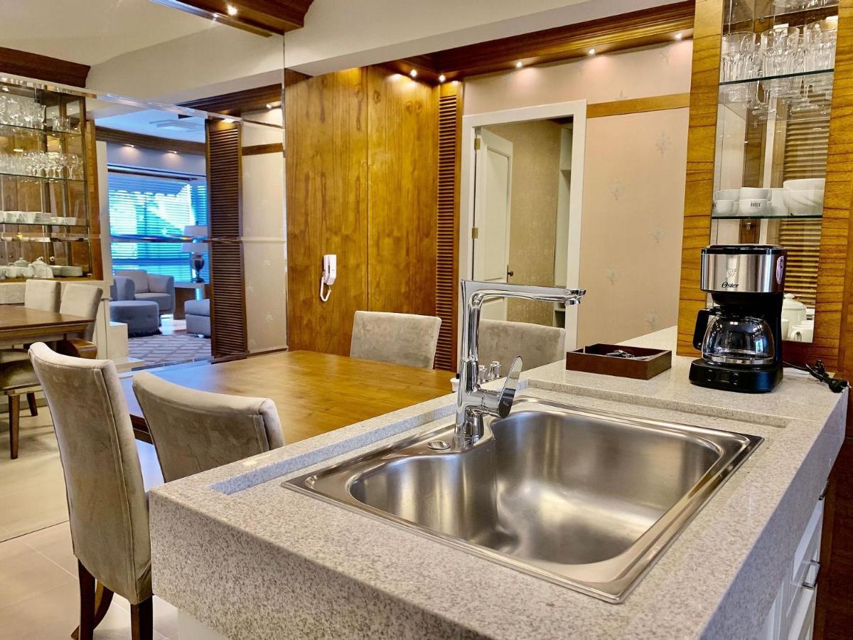 Apartamento Garibaldi 402 - *