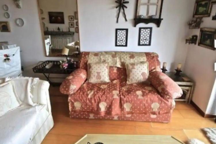 Charmoso Com Piscina Apartamento