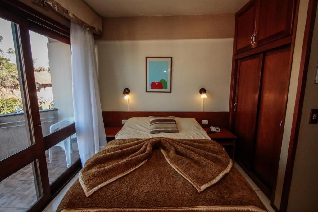Residencial Serrano 3*