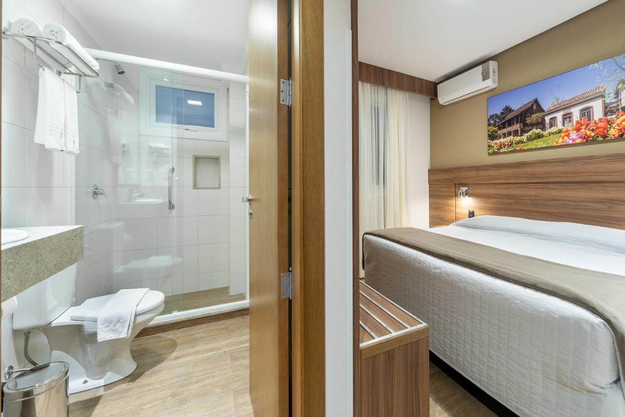 Fioreze Centro Hotel