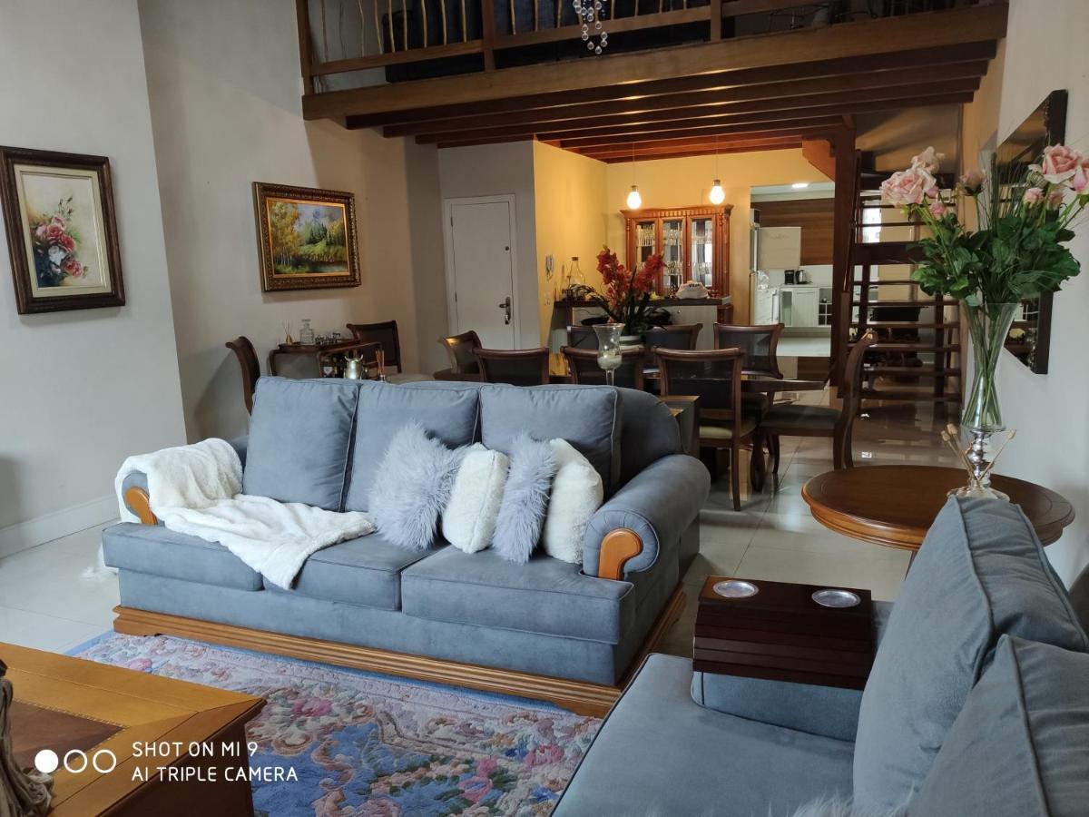 Ampla Cobertura No Centro De Apartamento