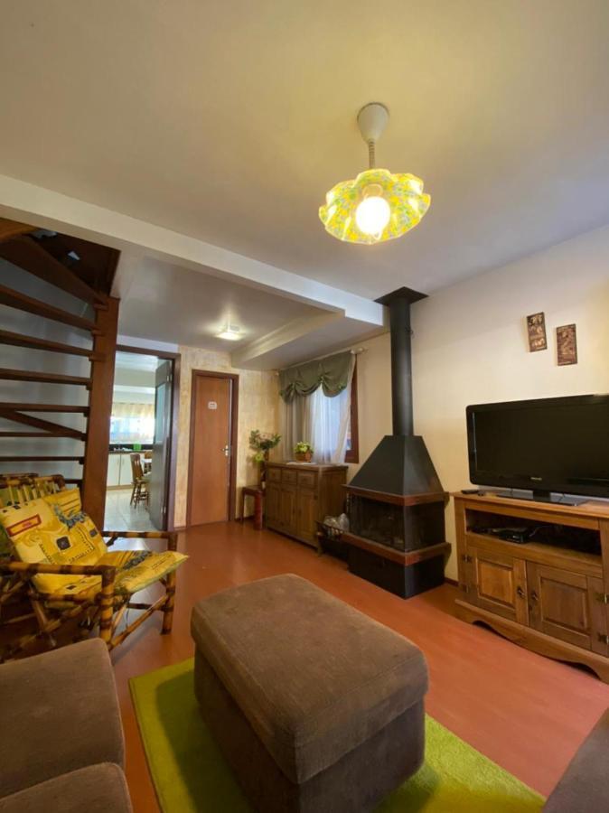 Casa Com Lareira Em