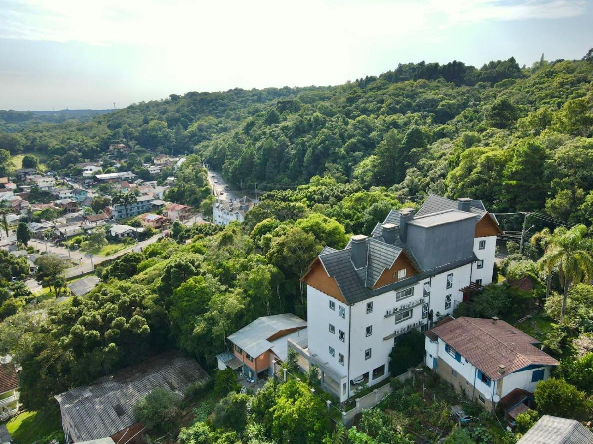 5 Pessoas Em Apartamento Gramado