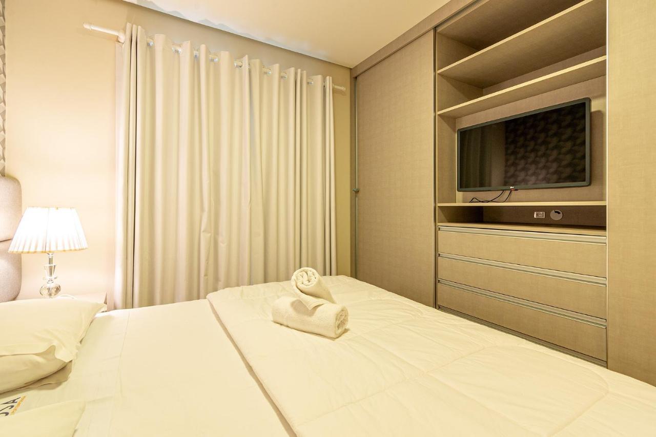 Rosa Apartamento Loft One 202 A *