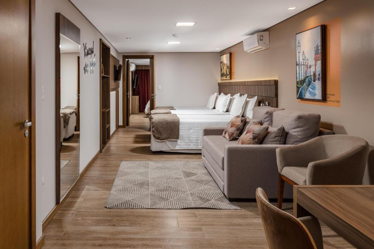 Fioreze Centro Hotel