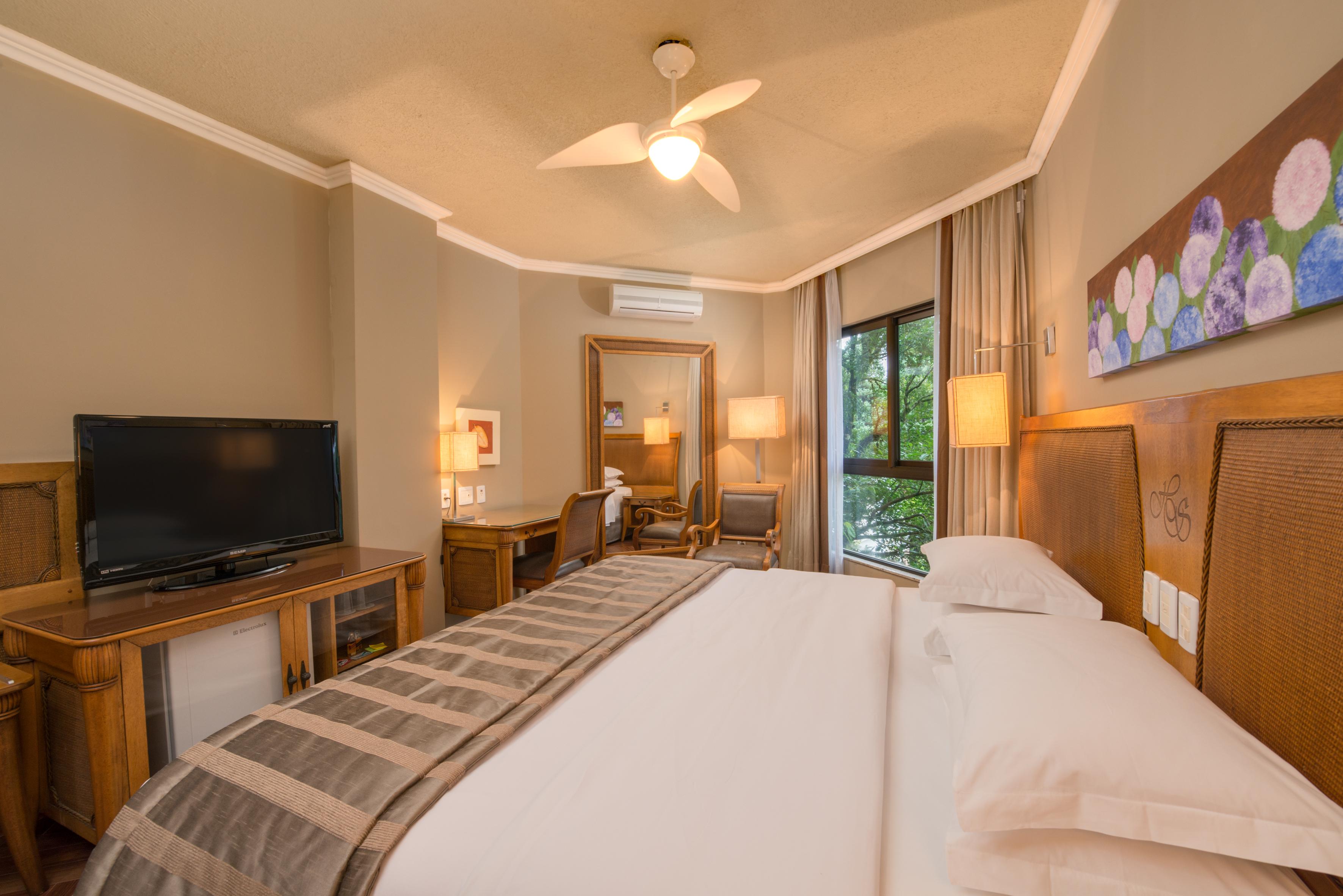 Wish Serrano Hotel
