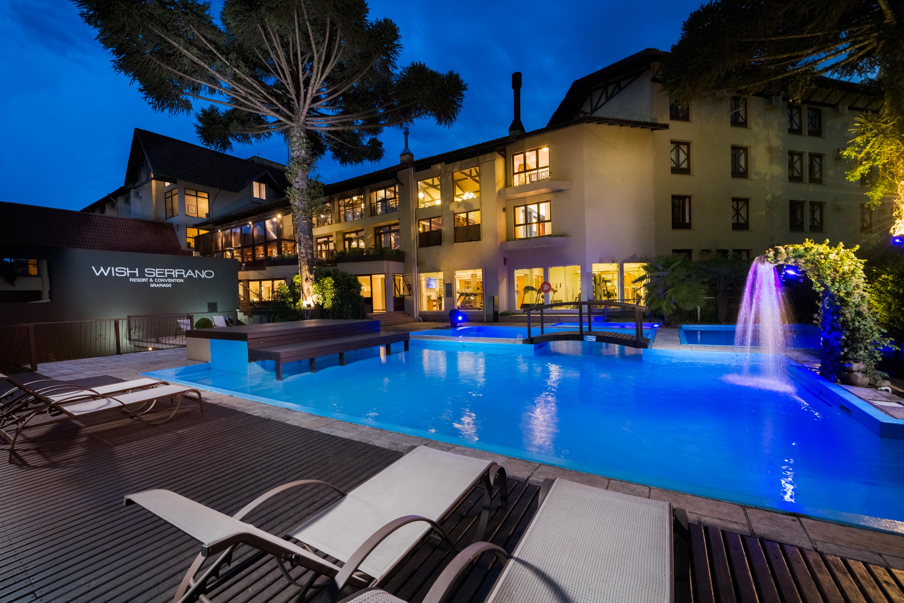 Wish Serrano Hotel