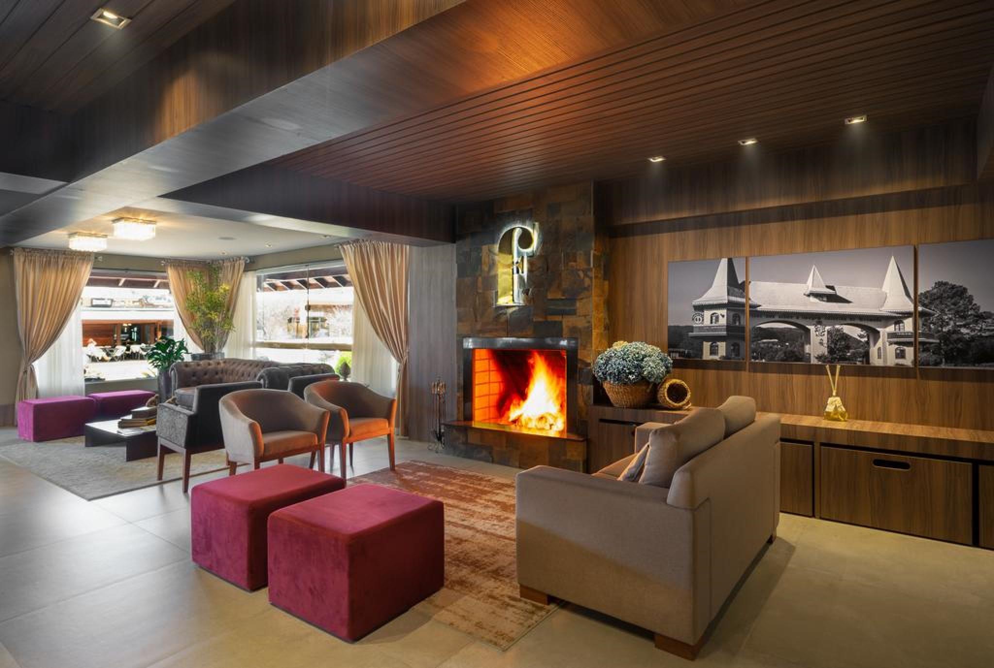 Fioreze Centro Hotel 4*