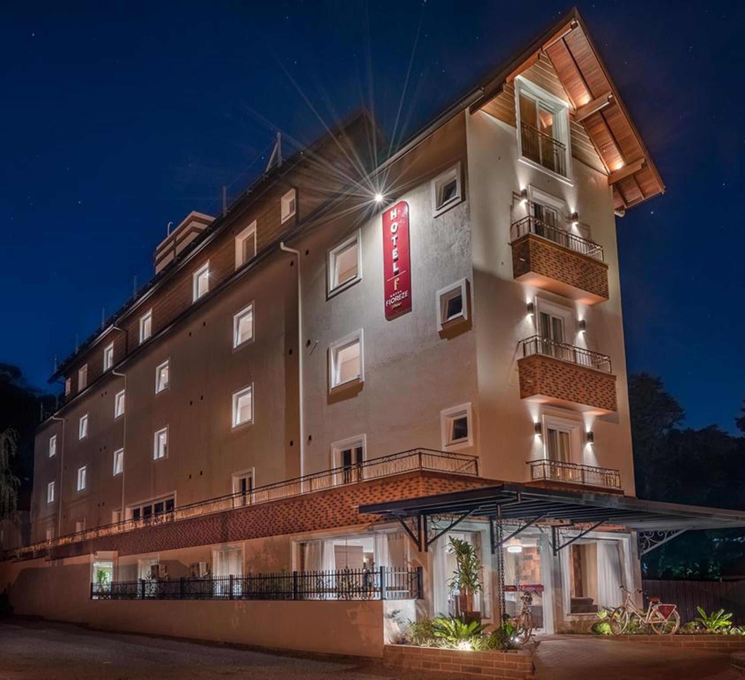 Fioreze Primo Hotel 4*