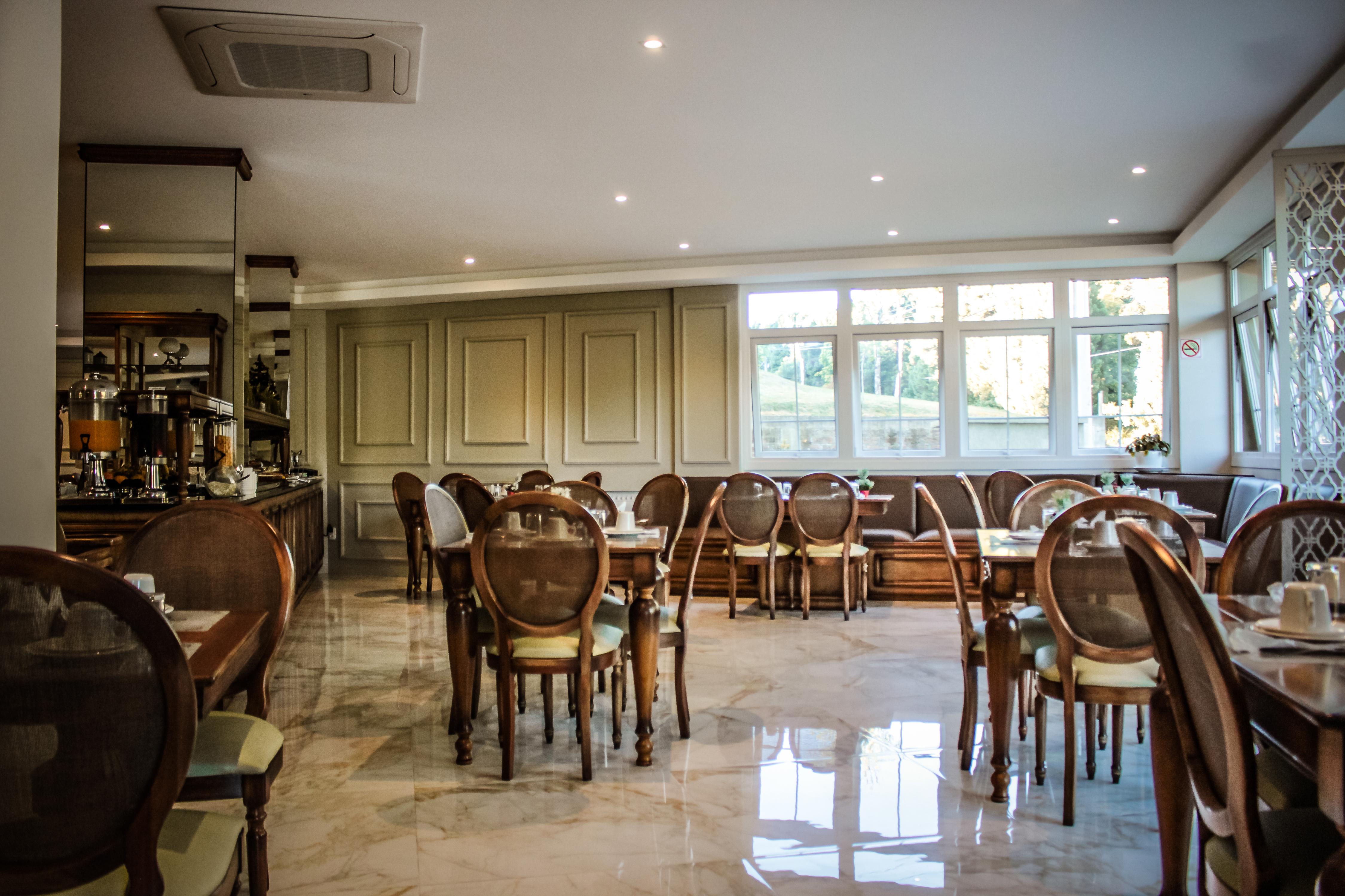 Colina Lagos Hotel