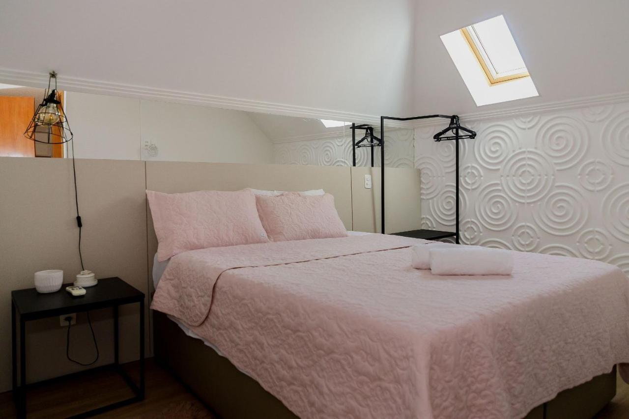 Cobertura Duplex Com Piscina Aquecida, Proximo Aos Museus
