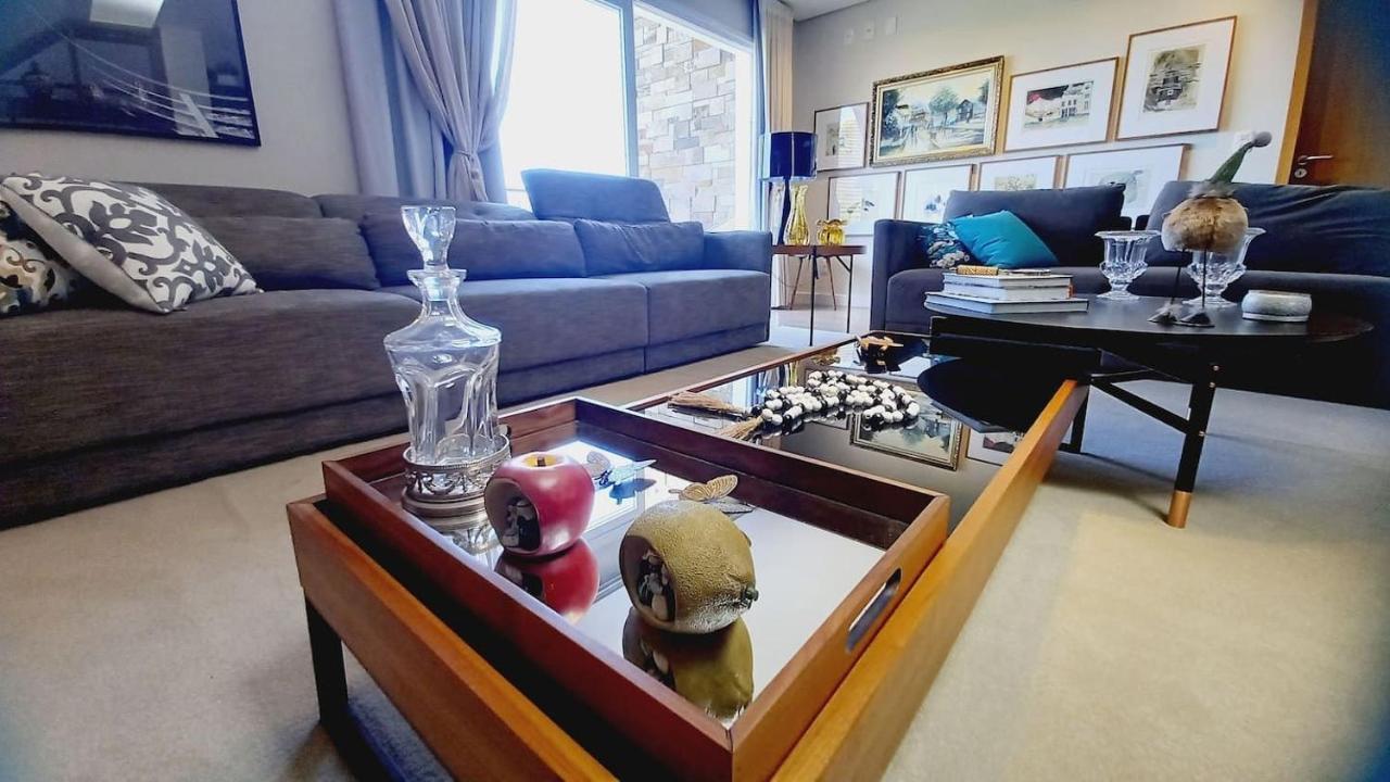 Apartamento Cobertura Duplex Com Piscina Aquecida, Proximo Aos Museus
