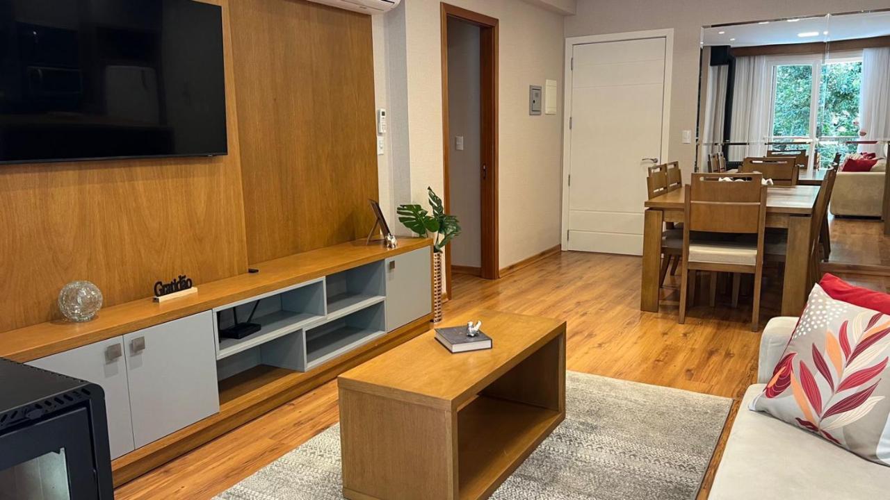 Apartamento Lindo Apartamento No Centro A 5 Min Da Rua Coberta Gramado