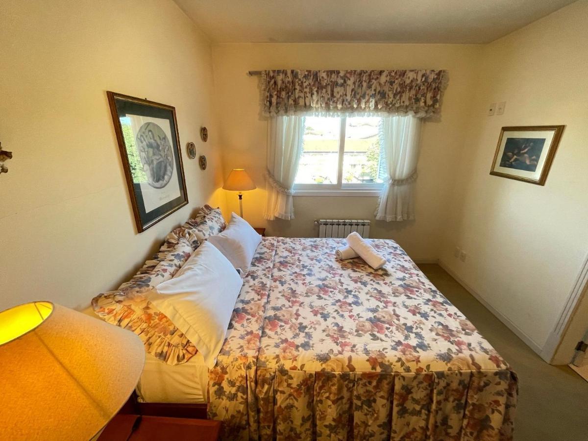 Apartamento No Centro De 200 Metros Da Rua Coberta * Gramado