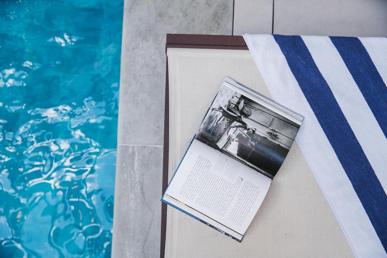 Exclusive & By Parks Hotel