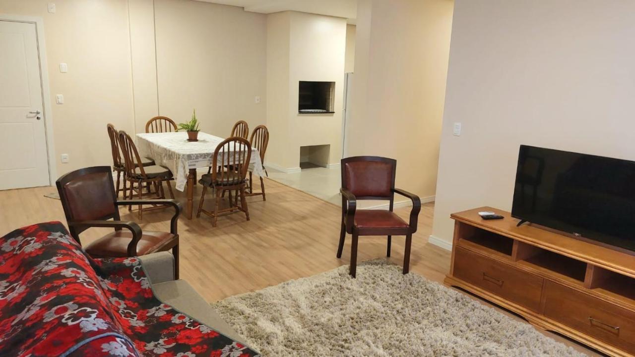 Apartamento Centro 103 *