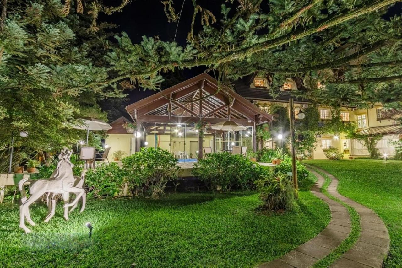 Hotel Le Chateau 4*