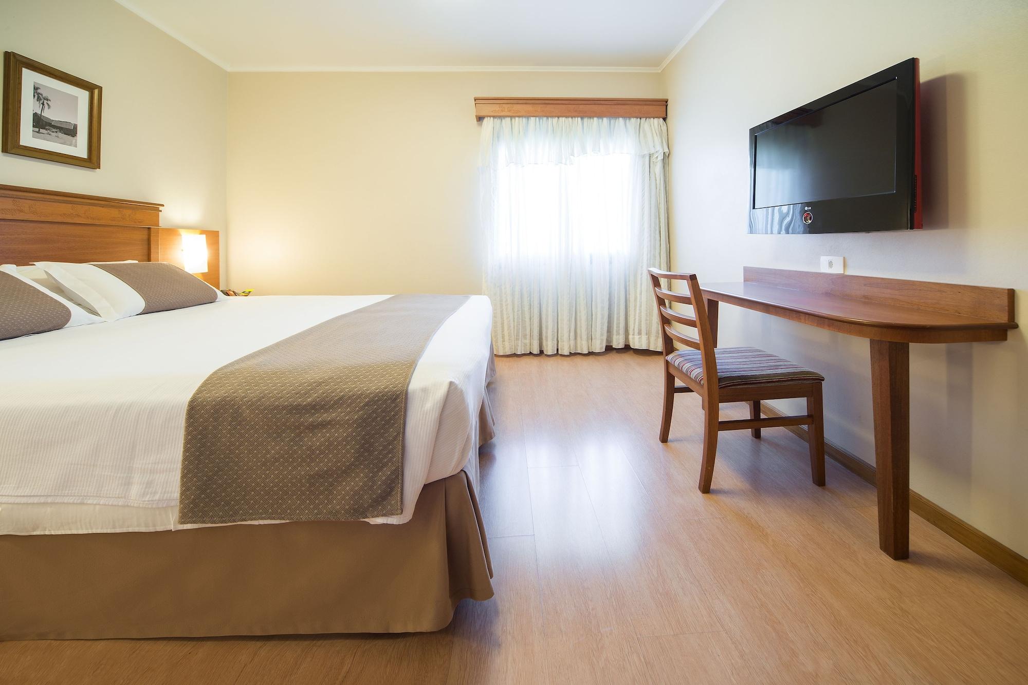Hotel Laghetto Premio 3*