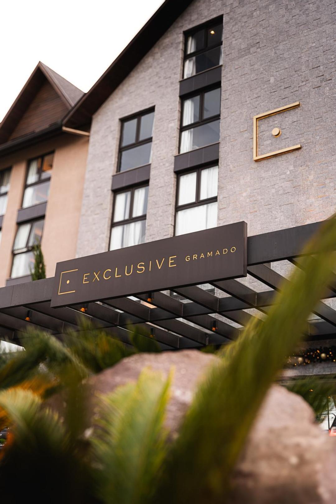 Exclusive & By Parks 4*