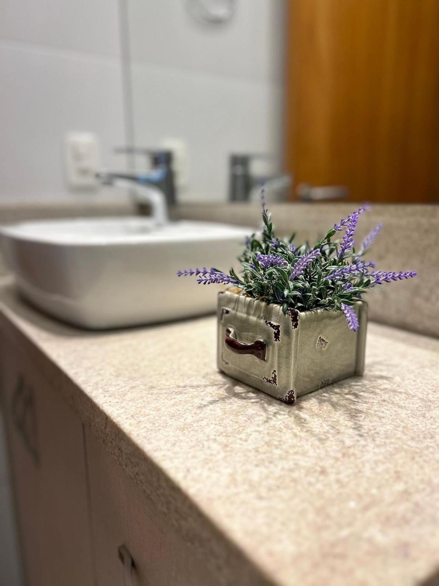 Apto Impecavel Com Piscina Aquecida E Jacuzzi