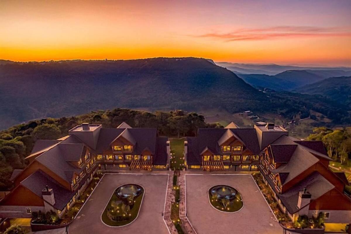 Chateau Laghetto Collection Hotel