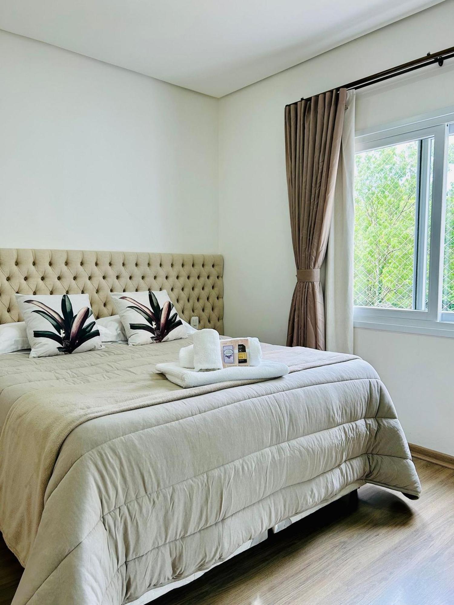 Apto Lindo E Completo Com Piscina E Jacuzzi Gramado