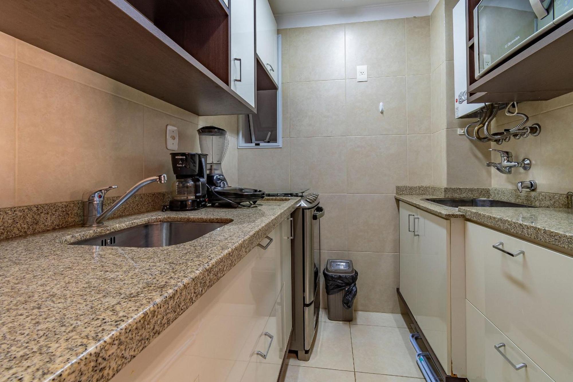 400 Metros, Rua Coberta Centro Di Pietro 409 Apartamento *