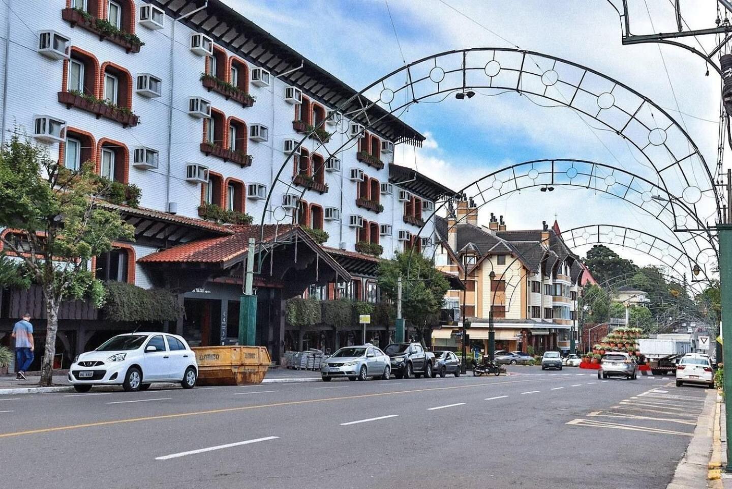 Locar-in - Loft A 50 M Da Rua Coberta. Apartamento Gramado