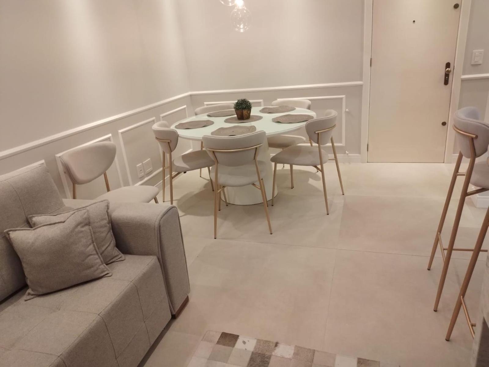 Apto Na Borges De Medeiros. Apartamento
