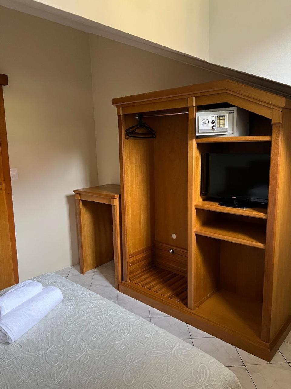 Encanto Dos Platanos Apto 28 Apartamento *