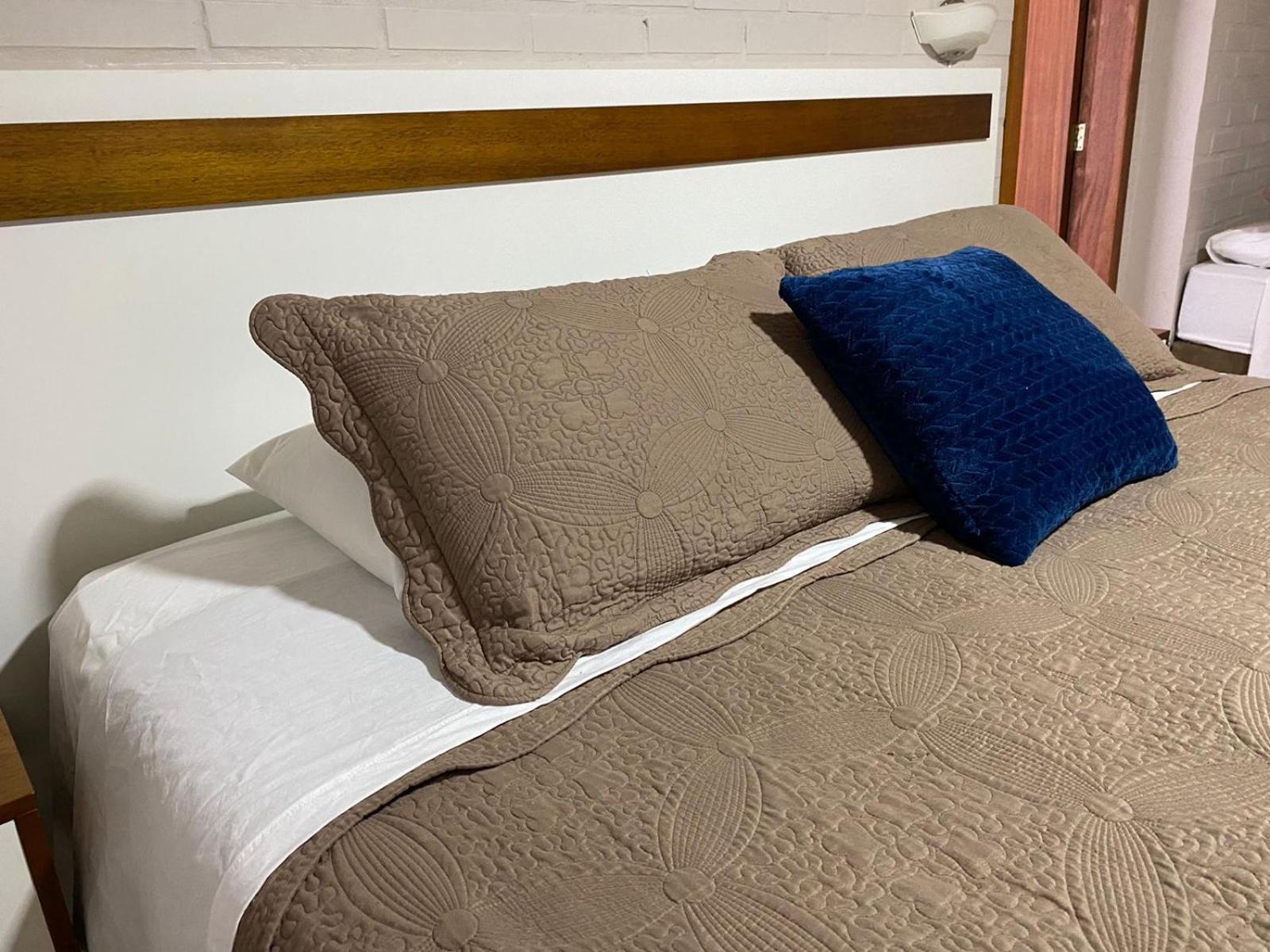 Hotel Dos Passaros *