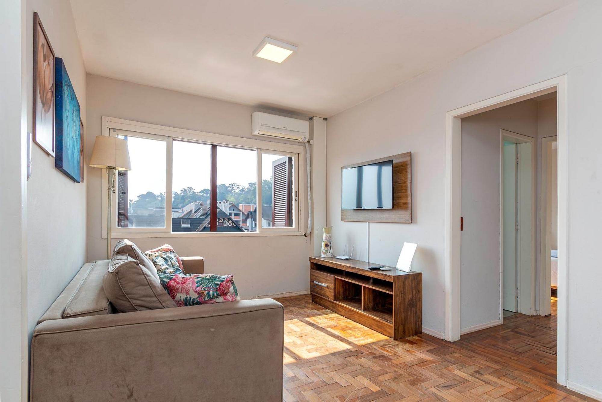 Apartamento Incrivel Localizacao Na Rua Coberta Gramado