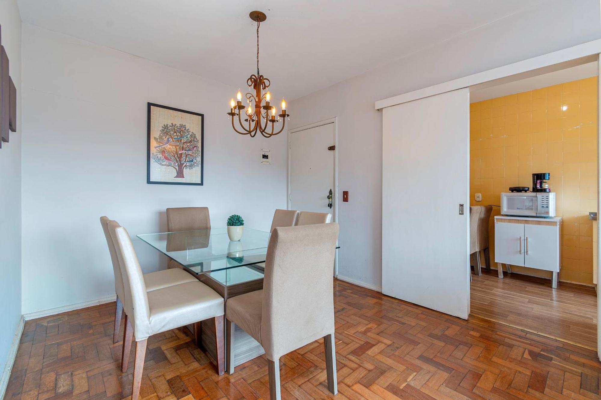 Apartamento Incrivel Localizacao Na Rua Coberta
