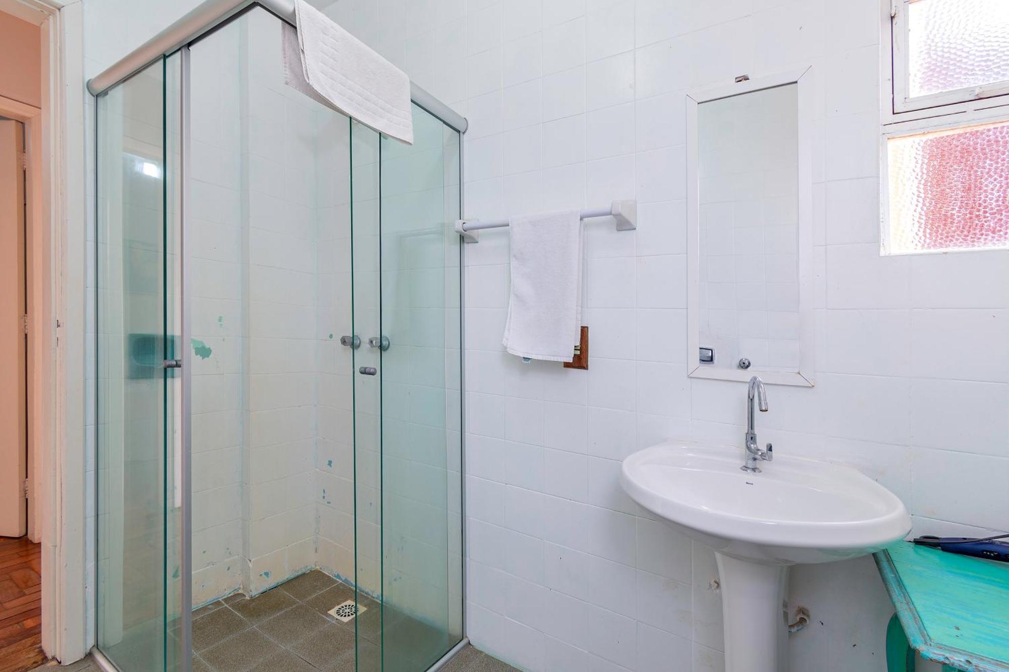 Apartamento Incrivel Localizacao Na Rua Coberta *