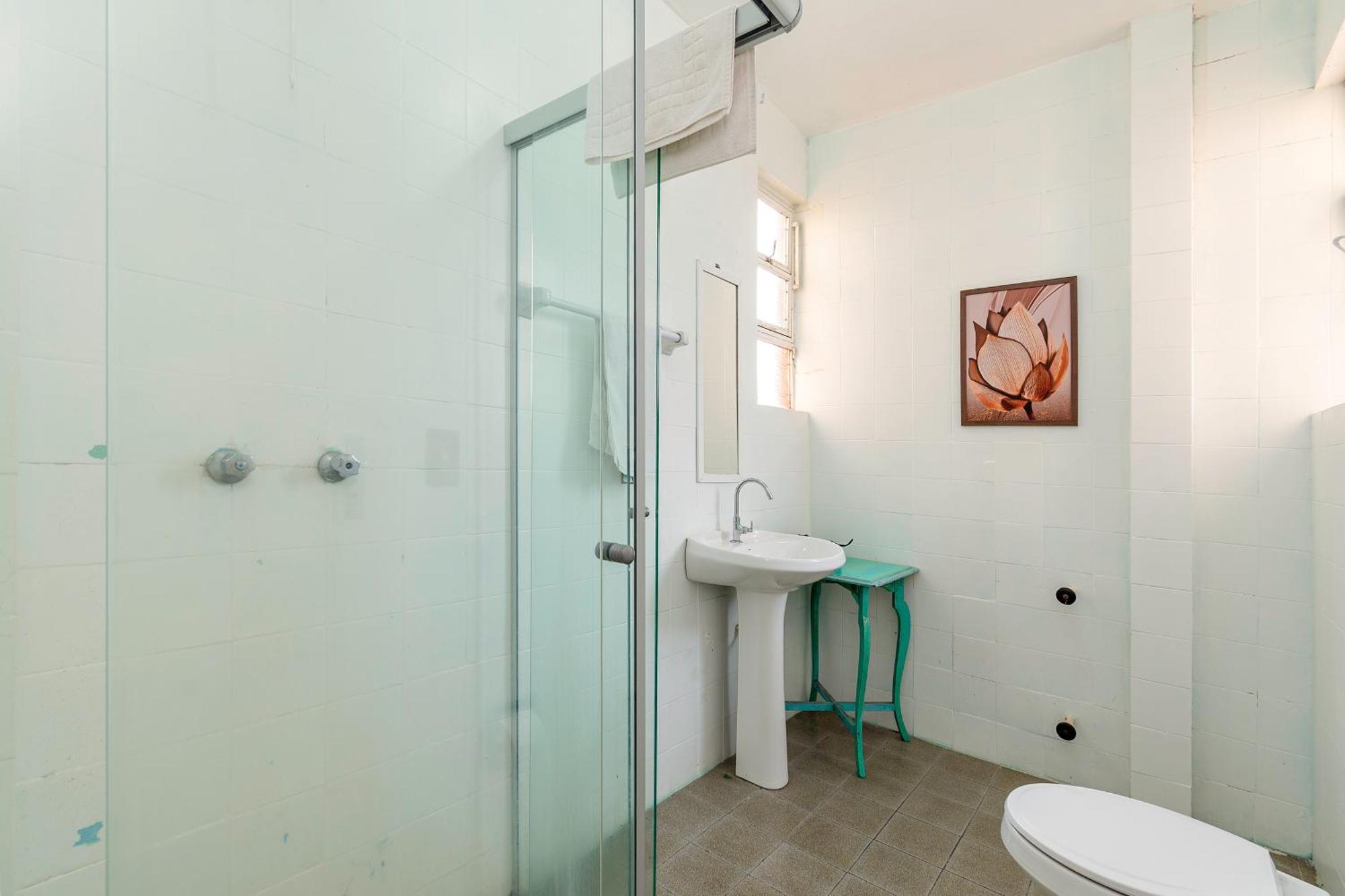 Apartamento Incrivel Localizacao Na Rua Coberta
